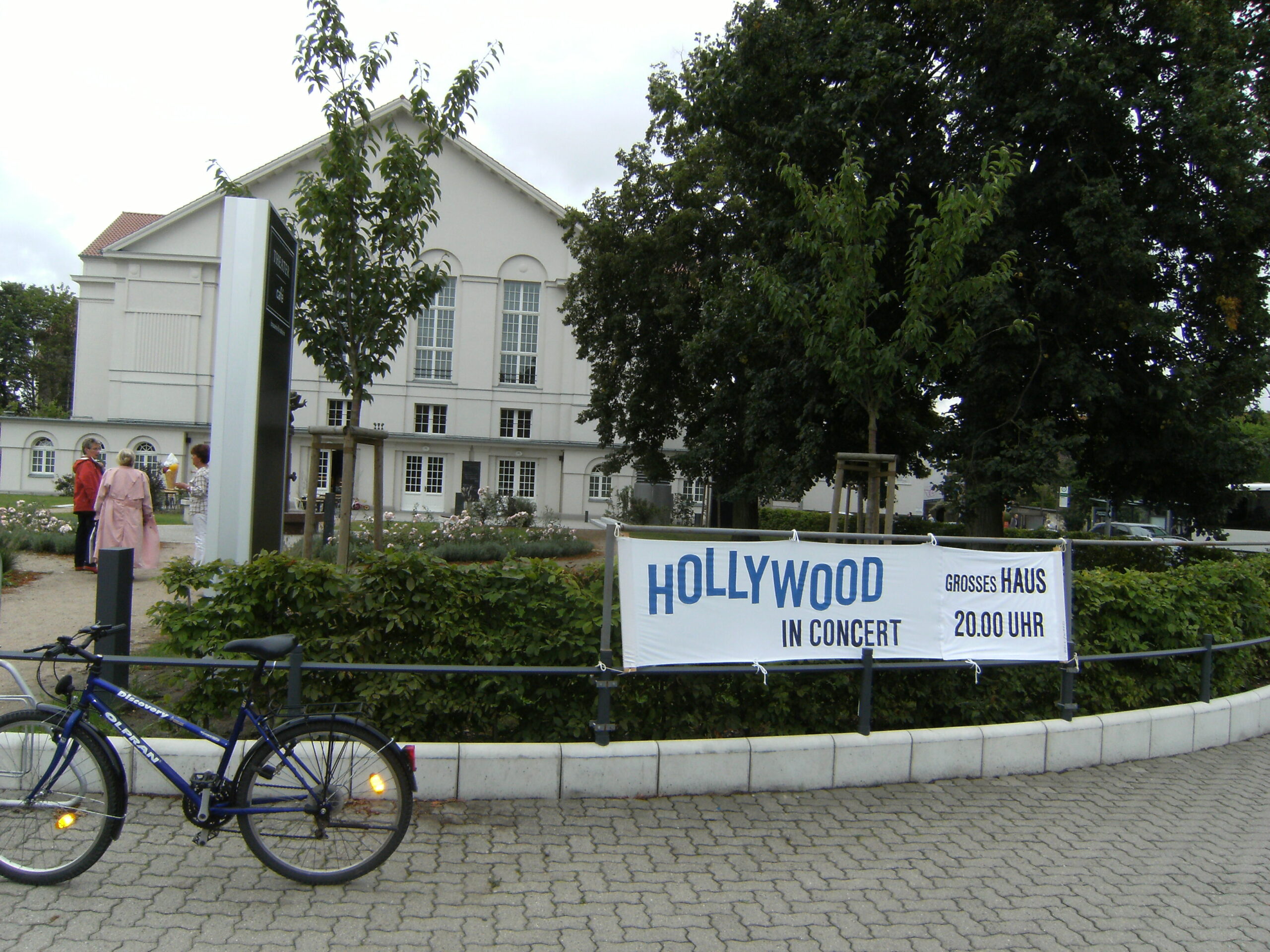 Theater-Cafe von außen